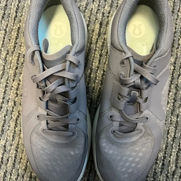 COPY - Lululemon strong feel women’s training shoe - Picture 2 of 4